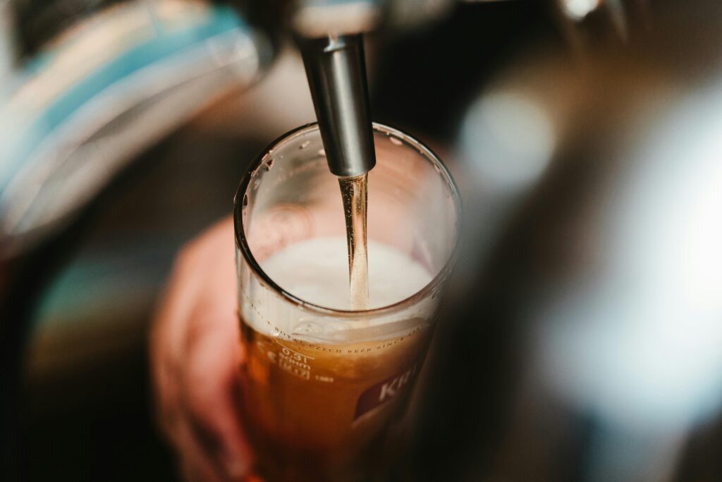 Samenwerking lokale boeren bierbrouwerij Geel met gerst en hop van nabijgelegen boerderijen